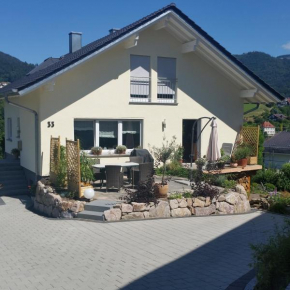 Гостиница Ferienwohnung Schwarzwaldblick  Бюлерталь